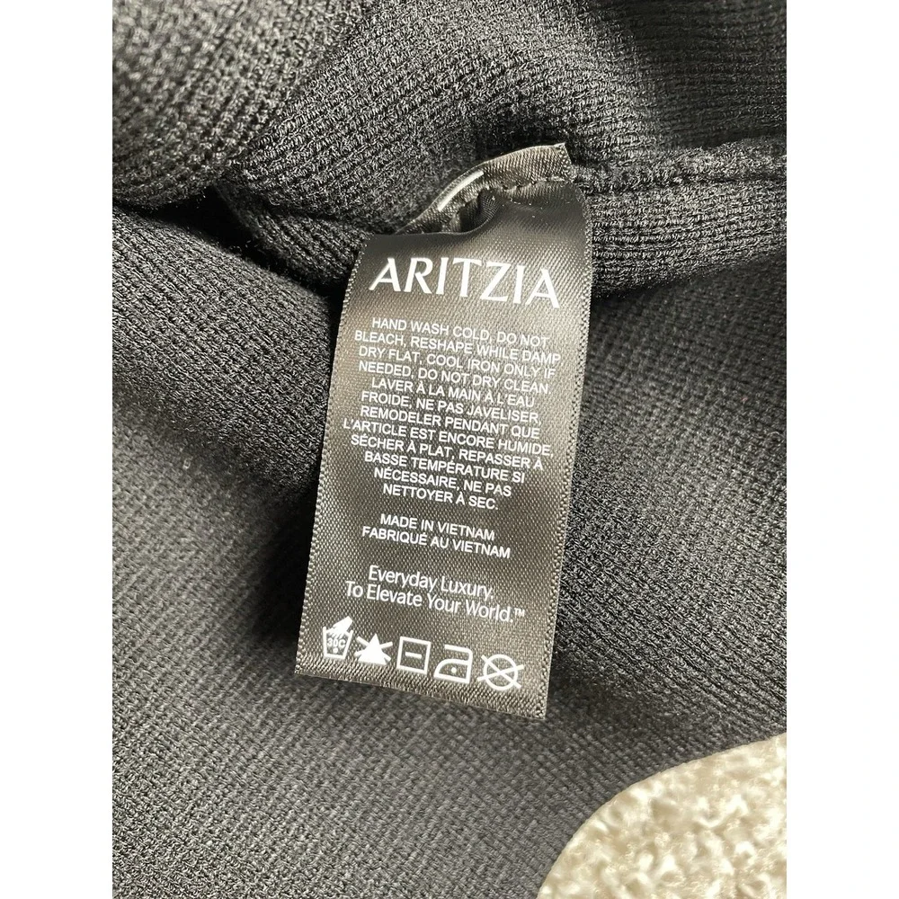 Aritzia Babaton Notable Cardigan Sweater Black Crop Knit Pockets Women Sz Large
